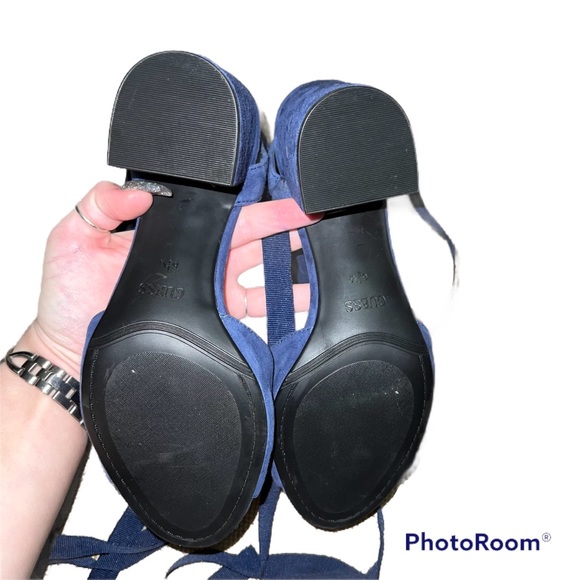 GUESS ankle wrapped tie heels - Picture 3 of 3